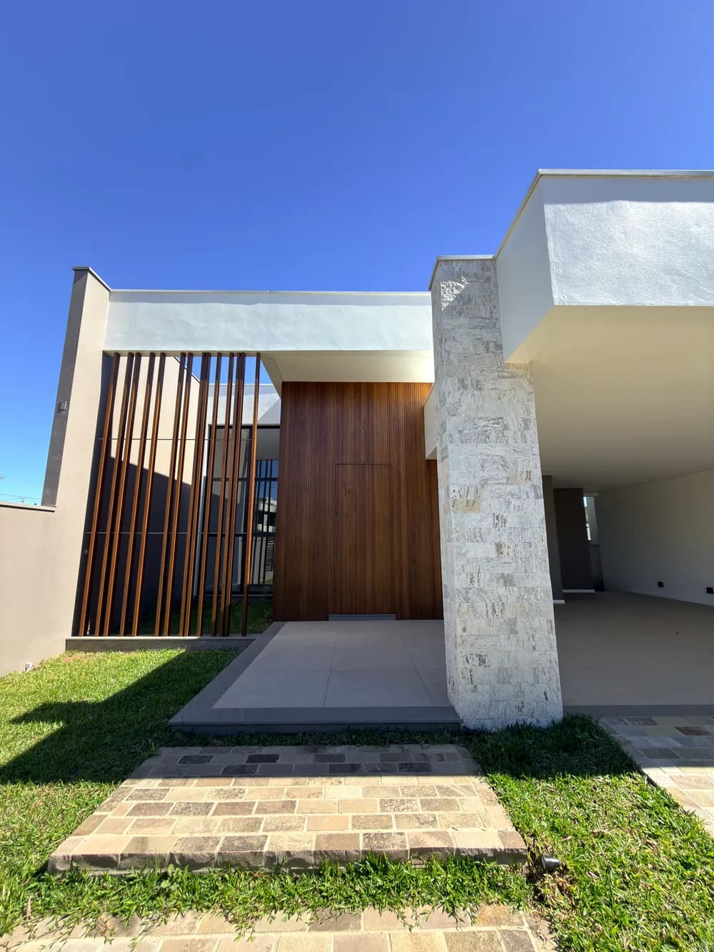 Casa à venda com 204 m², 3 quartos sendo 1 suíte, no Residencial da Montanha em Dois Irmãos